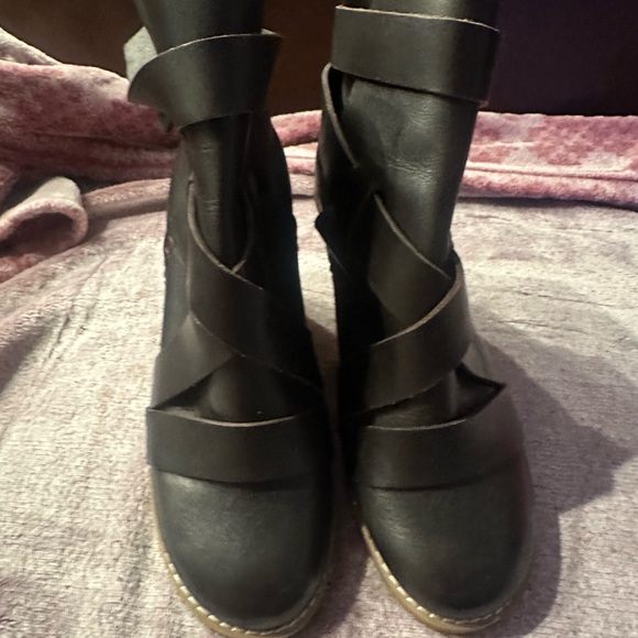 See By Chloe Brown and Tan Wedge Boot - Picture 2 of 4